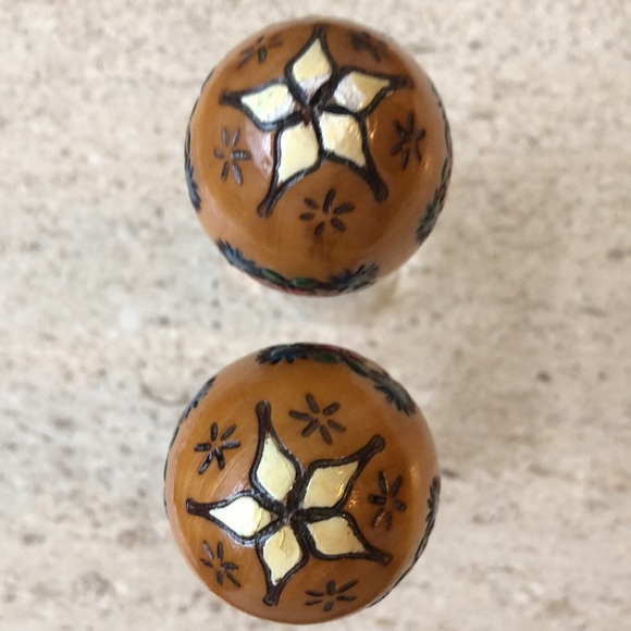 VINTAGE PYSANKY EGGS EASTERN EUROPE  MATCHING HAND CARVED  HAND PAINTED WOOD - Picture 8 of 12